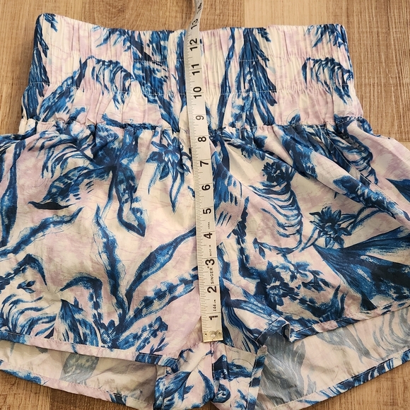 Free People Movement The Way Home Running Shorts Medium Blue Floral Tropical - Picture 4 of 10